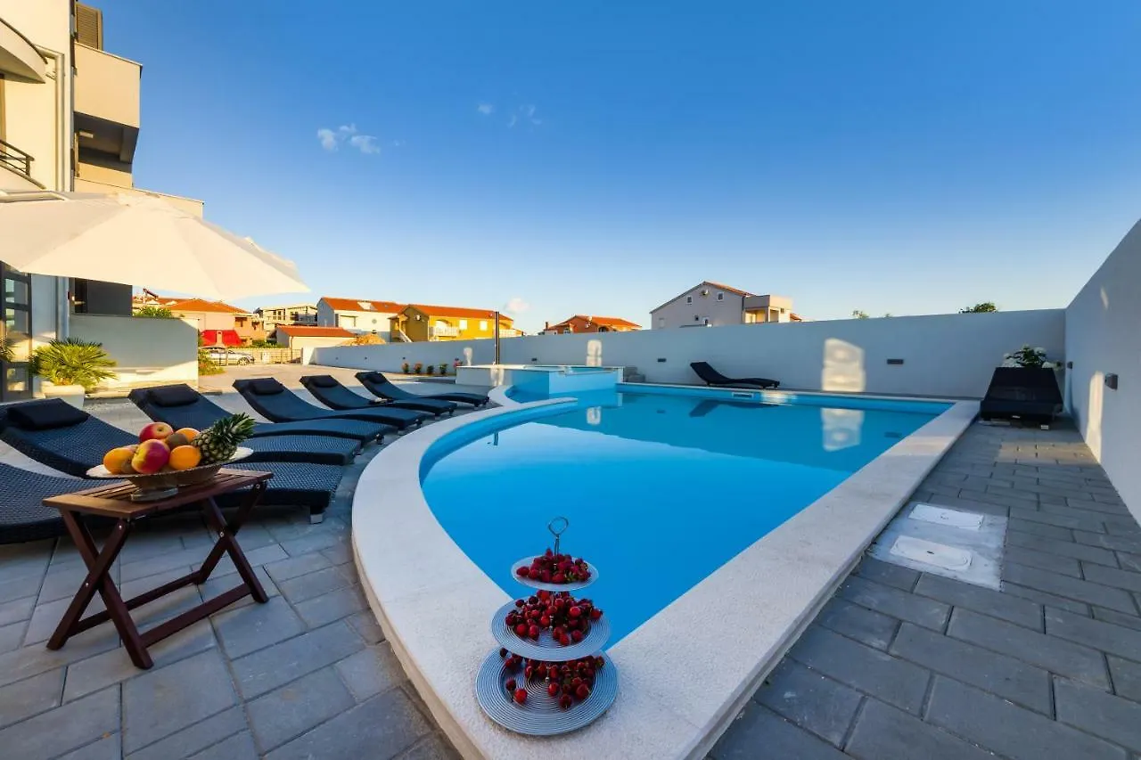 Apartments Menalo Zaton  Chorvatsko