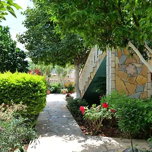 Garden Dhesara Apartmán Ksamil